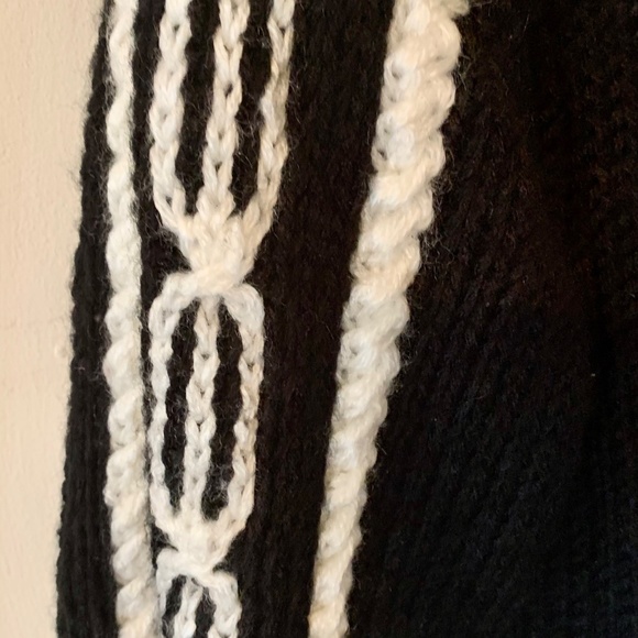 Cristina’s Black and White Shawl Neck Pullover Sweater Medium - Picture 7 of 13